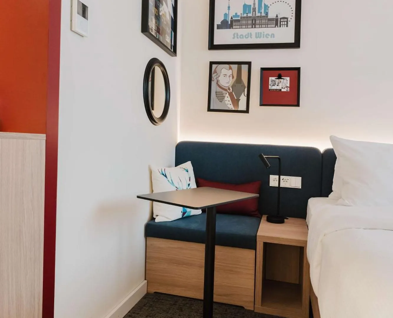 Hampton By Hilton Vienna City West 3*,